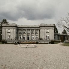 Peter G. Thomson House