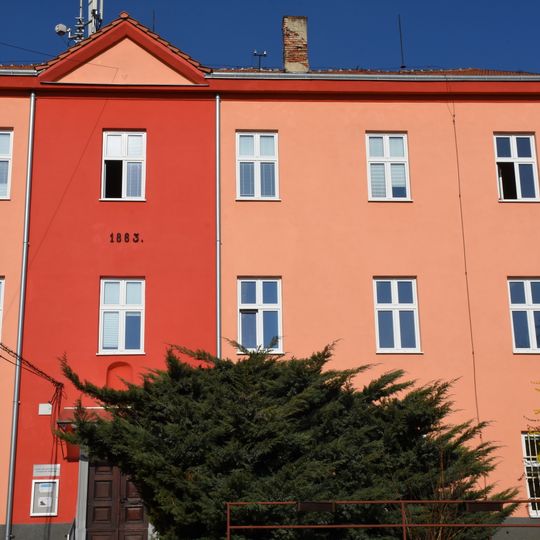 School building of the former monastery of Sisters of Mercy of St. Borromeo in Brno-Líšeň