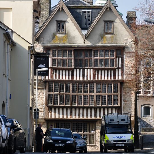 33, St Andrews Street