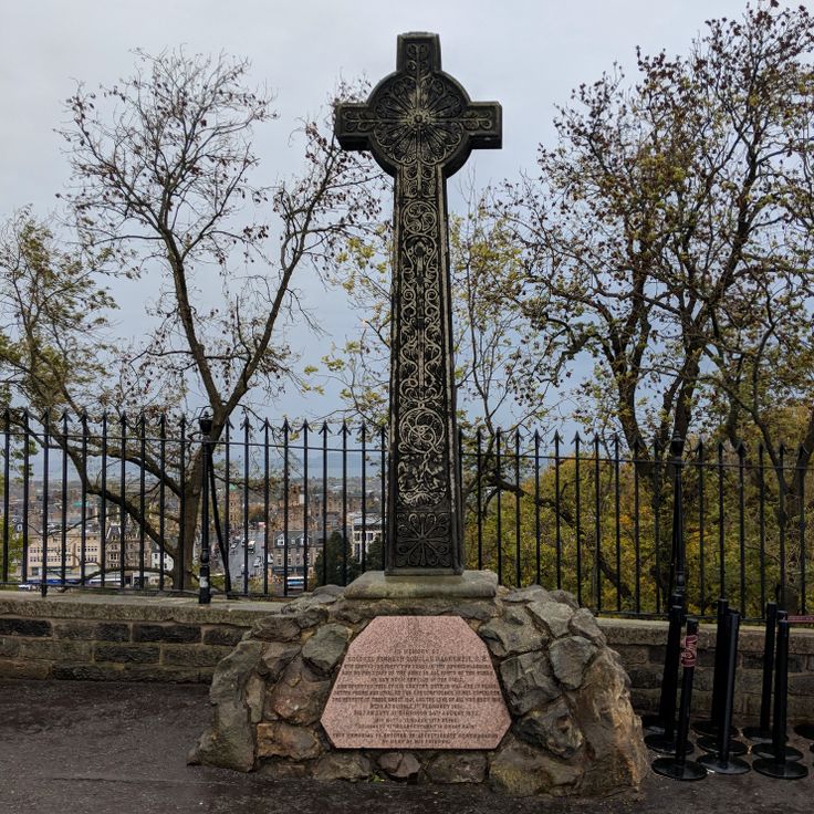 Monument to Colonel Mackenzie