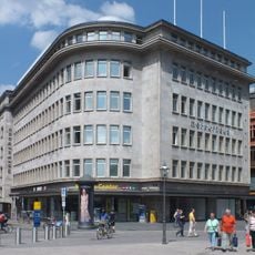 Geschäftshaus Schloßgasse 3; 5