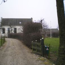 Oudwulverbroek, Houten