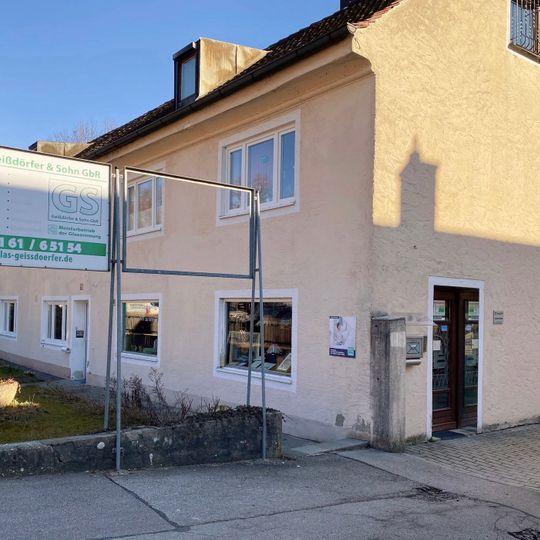 Landshuter Straße 20