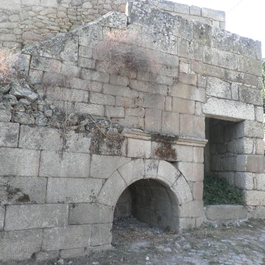 Fonte de mergulho em Aldeia Viçosa
