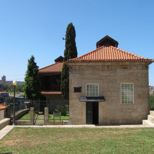 Casa do Ascensor dos Guindais