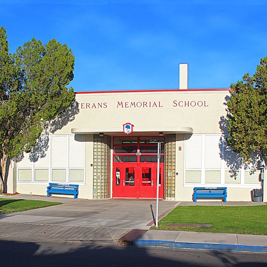 Veterans Memorial School
