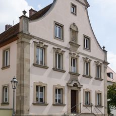 Weißenburger Straße 22