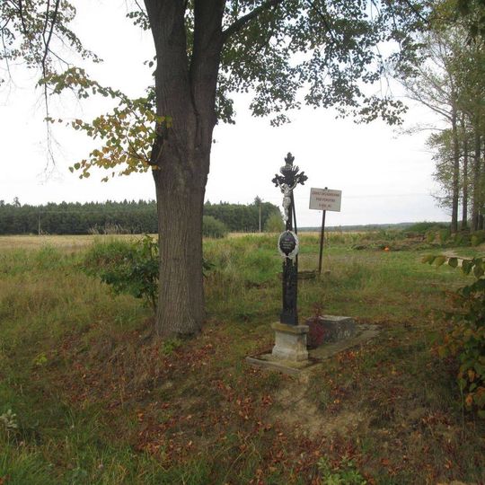Kříž severně od Štěpánovic