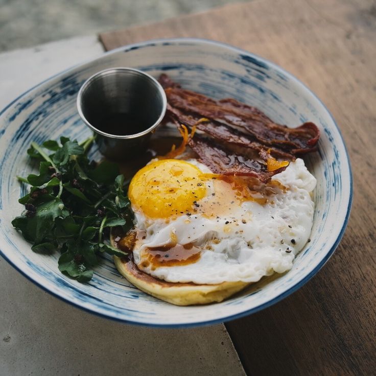 EggHotel Rooftop Bar