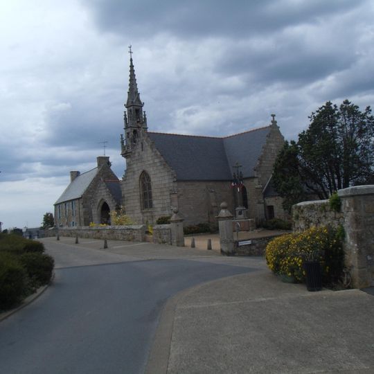 Église Saint-Léonore-et-Sainte-Anne de Trélévern
