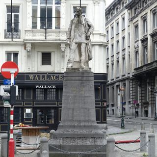 Statue of Brialmont