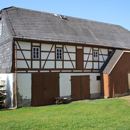 Seitengebäude eines ehemaligen Vierseithofes Hauptstraße 16