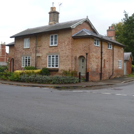 10 and 11, Main Street