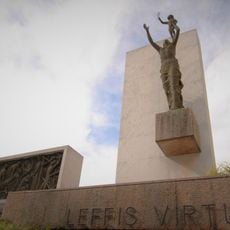 Monumento ai Caduti (Leffe)