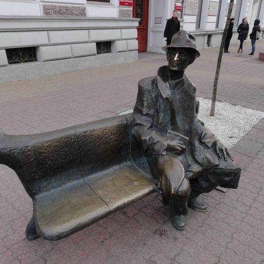 Julian Tuwim Monument, Łódź