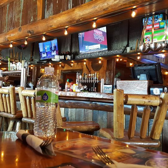 Smilin' Moose Lodge Bar & Grill