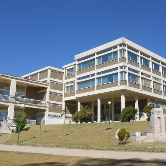 Edifício do Museu Municipal Santos Rocha, Biblioteca Pública Municipal Pedro Fernandes Tomás e Auditório Municipal