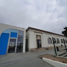 Escola Primária de Vila Nova da Rainha