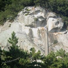 Sanctuaire de la grotte aux fleurs