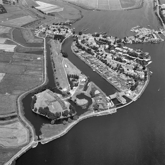 Positie bij Spaarndam