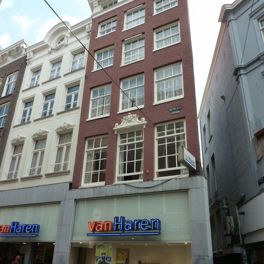 Nieuwendijk 213, Amsterdam