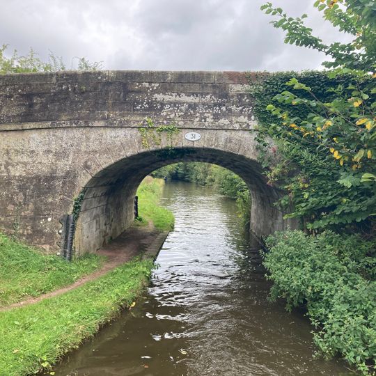 Shropshire Union Canal Cowley Double Road Bridge At Sj 829 189