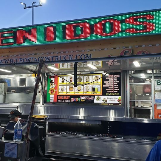 Leo's Taco Truck