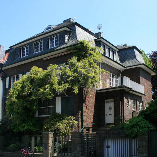 Schmidt-Bleibtreu-Straße 48