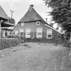 Middenwolderweg 11, Staphorst