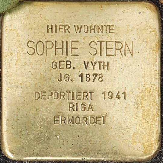 Stolperstein en memoria de Sophie Stern