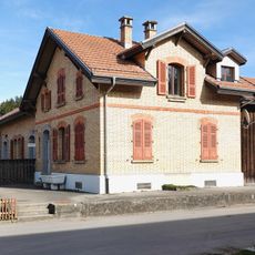 Residential house with workshop