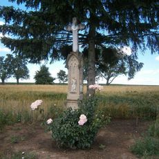 Pamětní kříž na kraji Dubčan