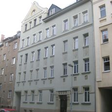 Mietshaus in geschlossener Bebauung Casparistraße 6