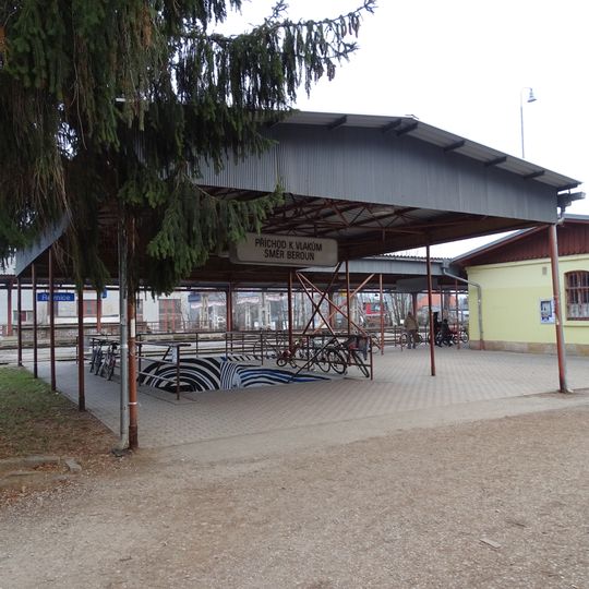 Podchod v železniční stanici Řevnice