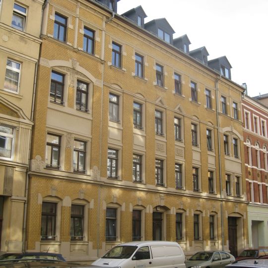 Mietshaus in geschlossener Bebauung Sonnenstraße 78