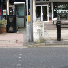 Milestone, East Street, jct with The Borough