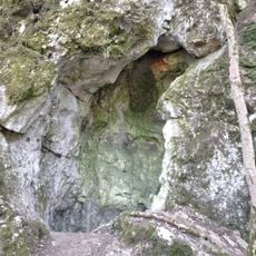 Bajóti Lepkés Cave