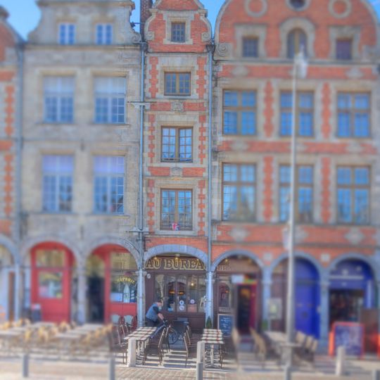 Immeuble, 34 place des Héros