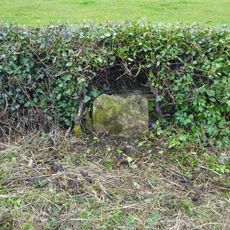 Milestone, NE Bibury Farm