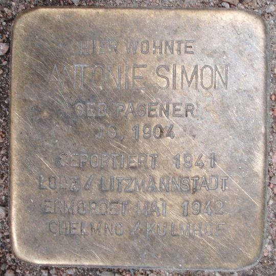 Stolperstein en memoria de Antonie Simon