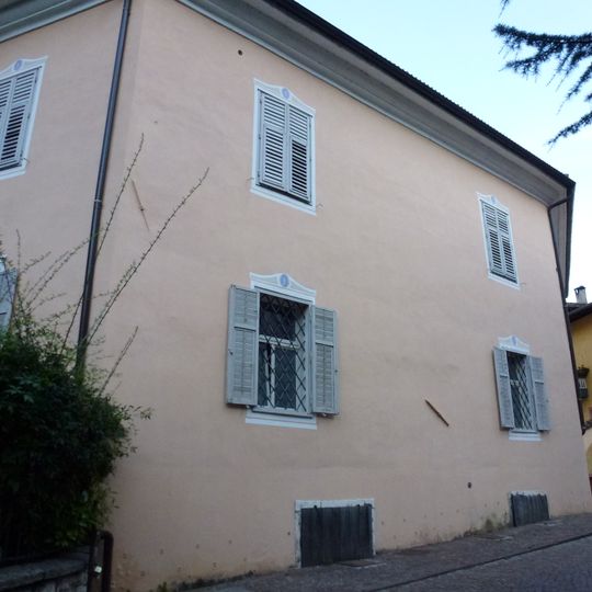 Andreas-Hofer-Straße 1