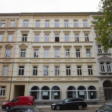 Mietshaus in geschlossener Bebauung Karl-Liebknecht-Straße 25