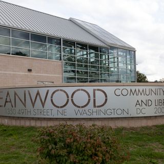 Deanwood Neighborhood Library