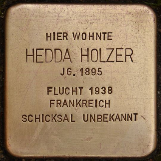 Stolperstein dedicated to Hedda Holzer