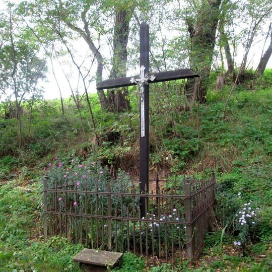 Kříž severovýchodně od Svojšína