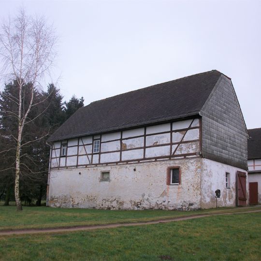 Nördliches Seitengebäude eines ehemaligen Vierseithofes Dorfstraße 144