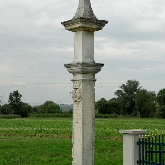 Kreuzsäule St. Leonhard am Forst