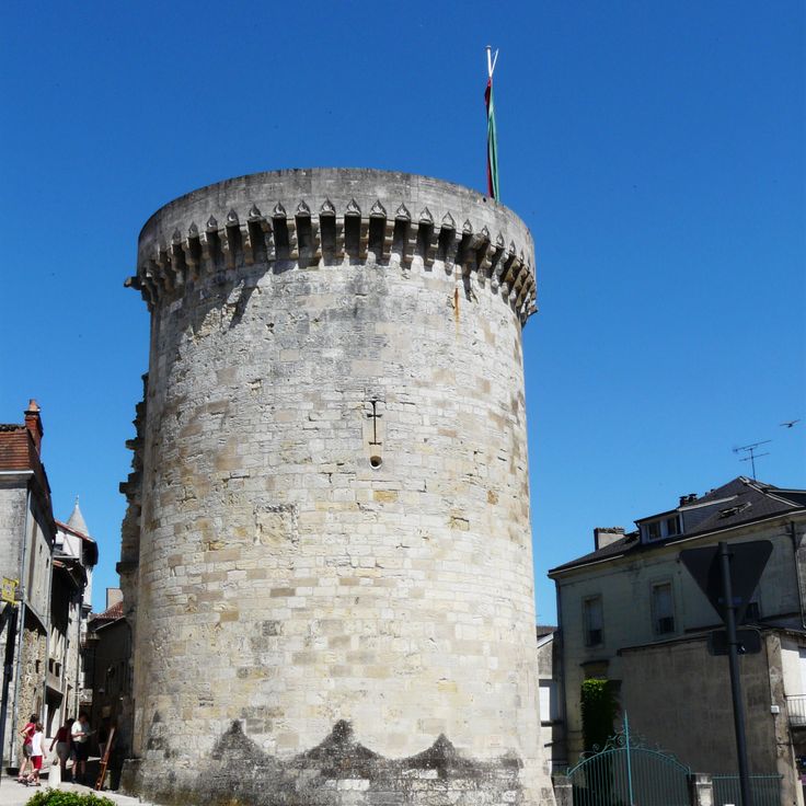 Tour Mataguerre