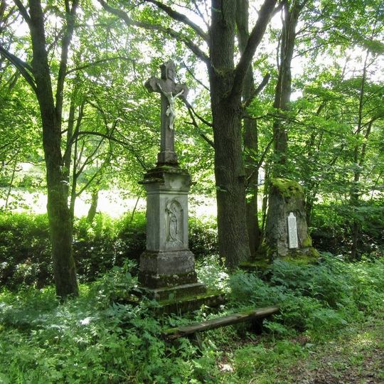 Kříž ve Velkém Vrbně u silnice