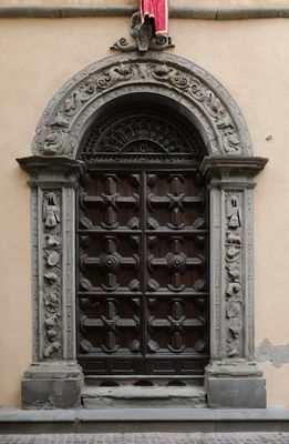 Entrance 0